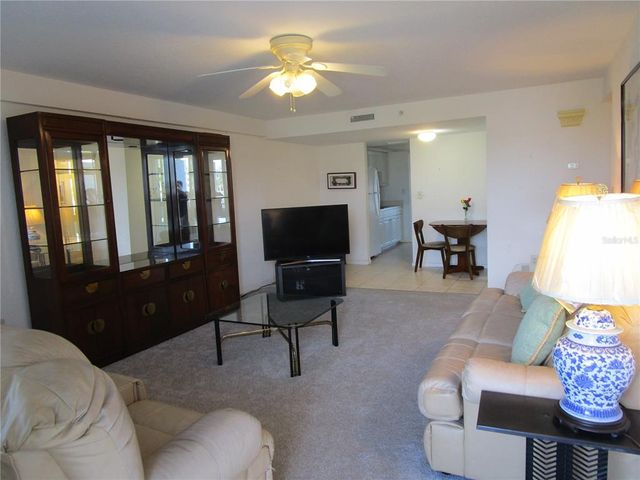 1950 59TH AVENUE N 212, St Petersburg, FL 33714