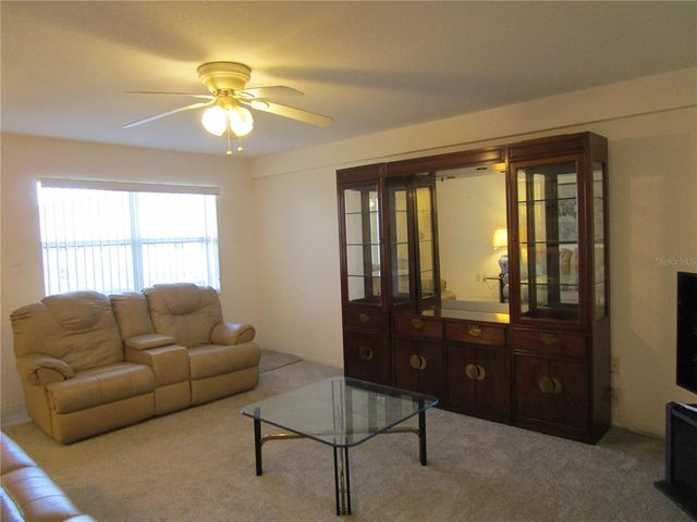 1950 59TH AVENUE N 212, St Petersburg, FL 33714