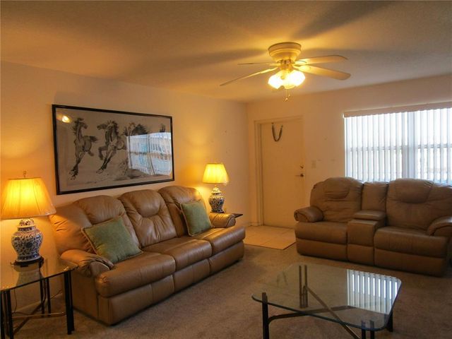 1950 59TH AVENUE N 212, St Petersburg, FL 33714