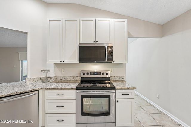 1496 WINSTON Lane, Fleming Island, FL 32003