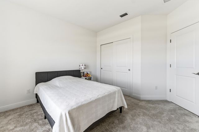 550 Parsons Way, Deerfield Beach, FL 33442