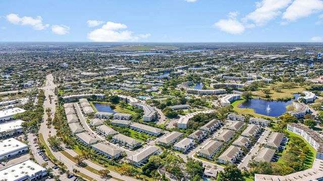 550 Parsons Way, Deerfield Beach, FL 33442