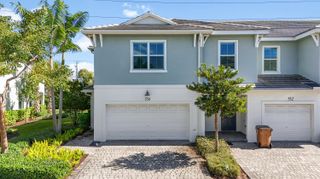 550 Parsons Way, Deerfield Beach, FL 33442