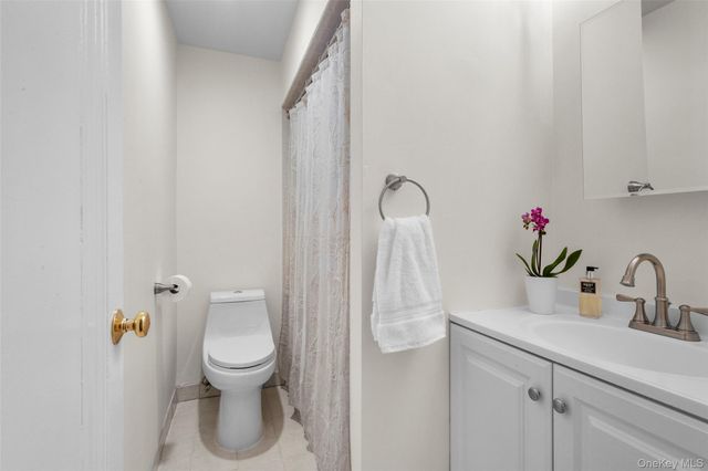 910 Stuart Avenue 2J, Mamaroneck, NY 10543