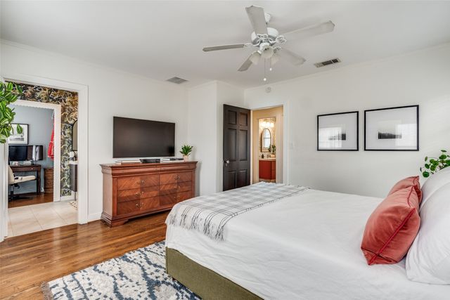 7014 Vivian Avenue, Dallas, TX 75223