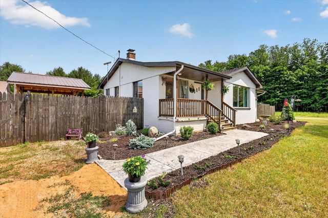 827 Williams Road, Allegan, MI 49010