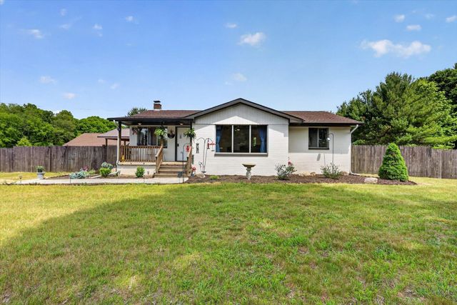 827 Williams Road, Allegan, MI 49010