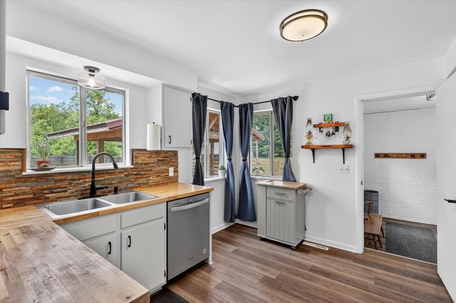 827 Williams Road, Allegan, MI 49010
