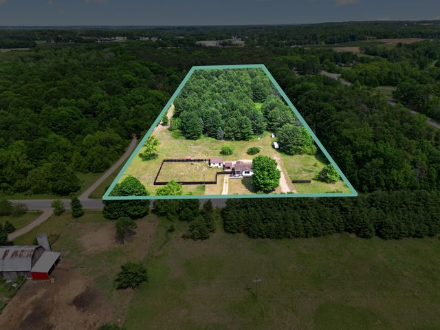 827 Williams Road, Allegan, MI 49010