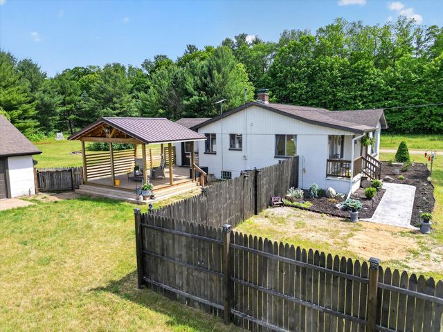 827 Williams Road, Allegan, MI 49010