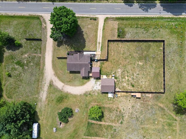 827 Williams Road, Allegan, MI 49010