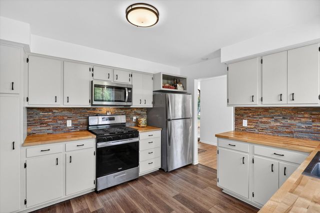 827 Williams Road, Allegan, MI 49010