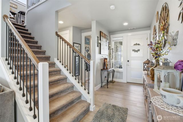 1189 Seawall Lane, Oak Harbor, WA 98277