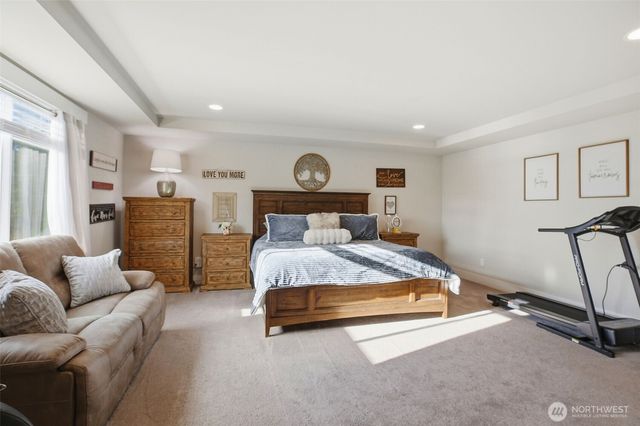 1189 Seawall Lane, Oak Harbor, WA 98277