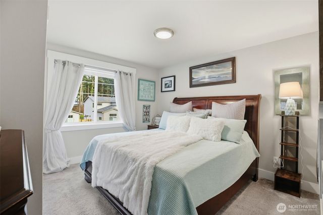 1189 Seawall Lane, Oak Harbor, WA 98277