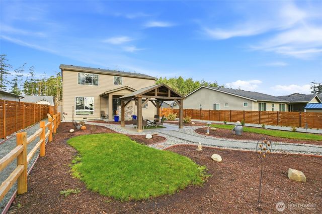 1189 Seawall Lane, Oak Harbor, WA 98277