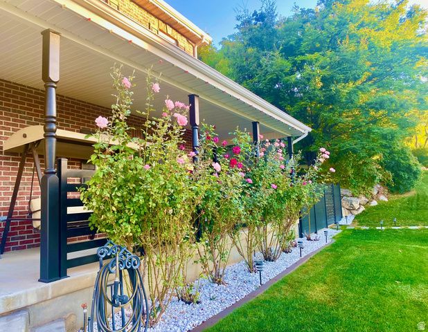 4433 S DEVONSHIRE DR, Bountiful, UT 84010