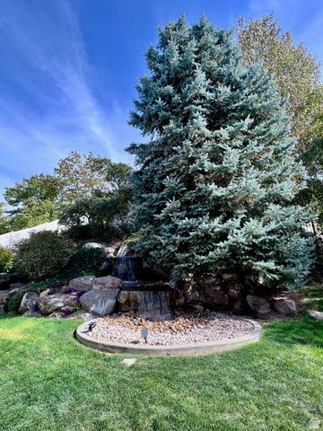 4433 S DEVONSHIRE DR, Bountiful, UT 84010