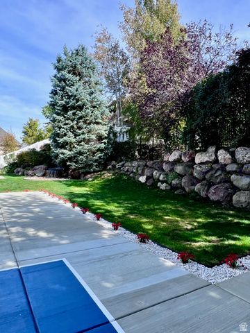 4433 S DEVONSHIRE DR, Bountiful, UT 84010