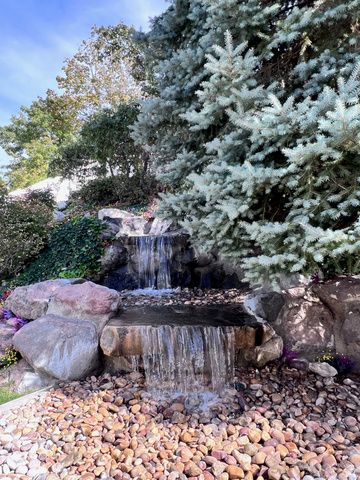 4433 S DEVONSHIRE DR, Bountiful, UT 84010