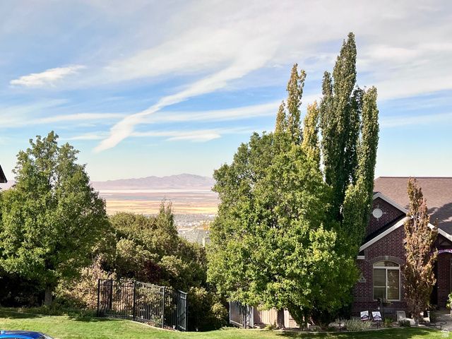 4433 S DEVONSHIRE DR, Bountiful, UT 84010