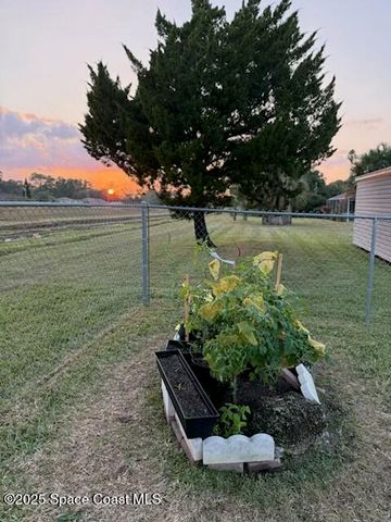 1714 Delaware Street NW, Palm Bay, FL 32907