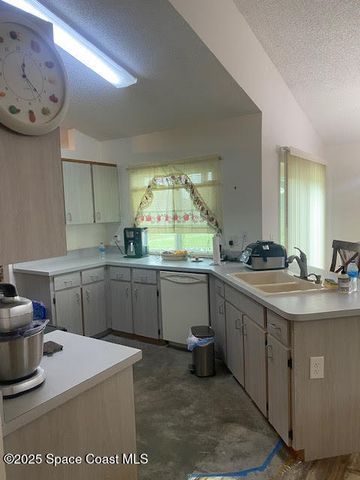 1714 Delaware Street NW, Palm Bay, FL 32907