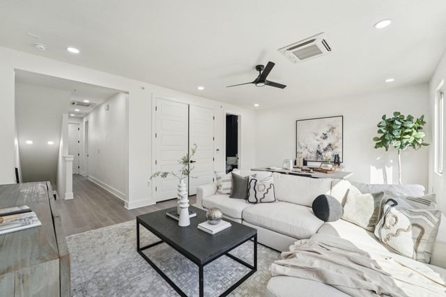 2811 Zach Scott ST, Austin, TX 78723