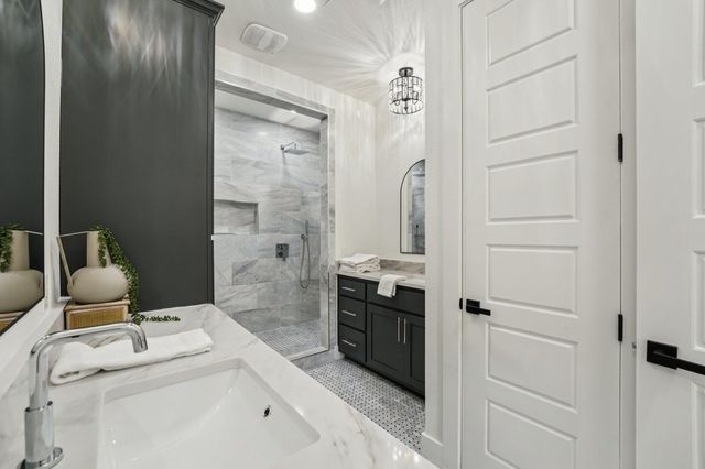 2811 Zach Scott ST, Austin, TX 78723