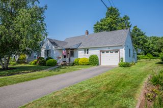 33 Hazel Avenue, Naugatuck, CT 06770