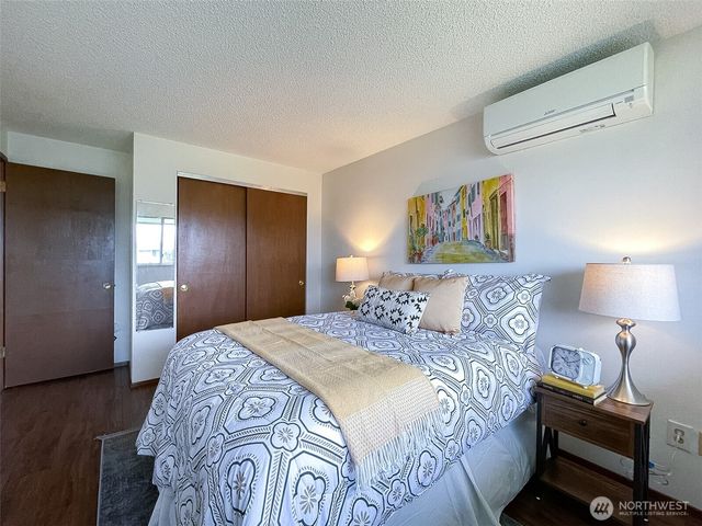 28618 47th Place S, Auburn, WA 98001