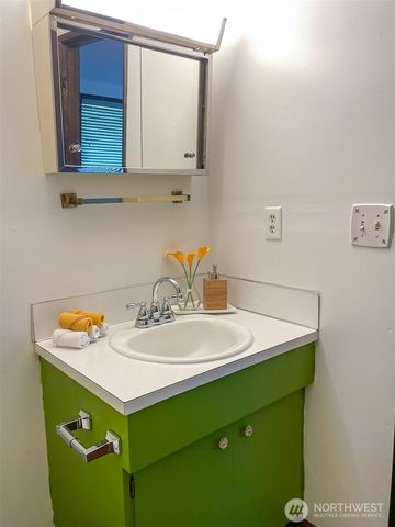 28618 47th Place S, Auburn, WA 98001