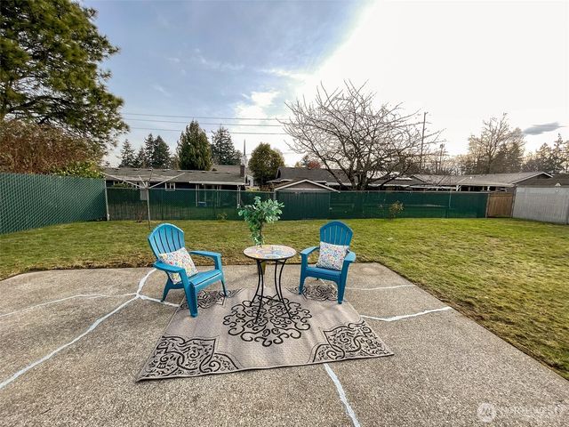 28618 47th Place S, Auburn, WA 98001