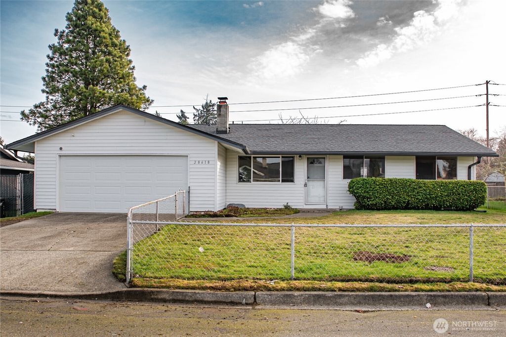 28618 47th Place S, Auburn, WA 98001
