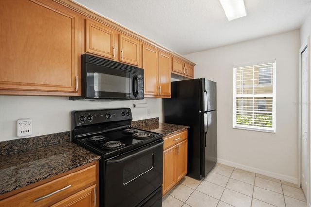 3435 CASTLE STONE COURT, Valrico, FL 33594