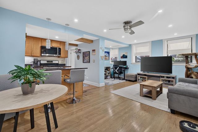 2743 N Hampden Court 1G, Chicago, IL 60614