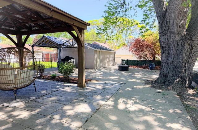 2802 89th STREET, Milwaukee, WI 53222