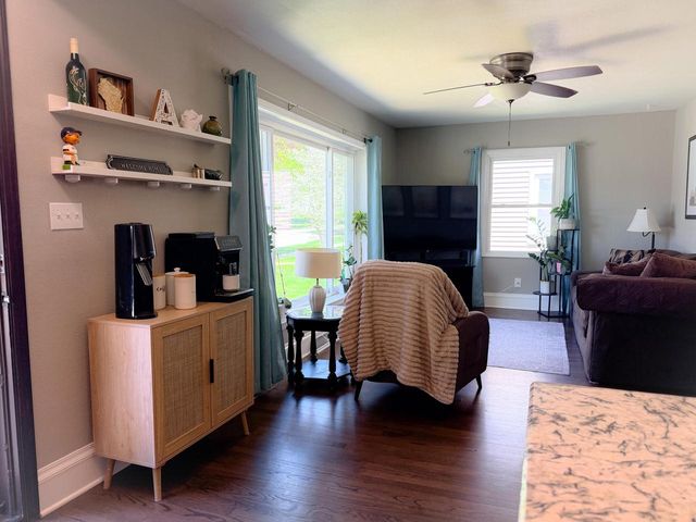 2802 89th STREET, Milwaukee, WI 53222
