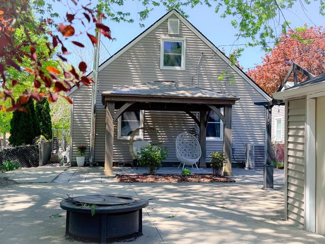 2802 89th STREET, Milwaukee, WI 53222