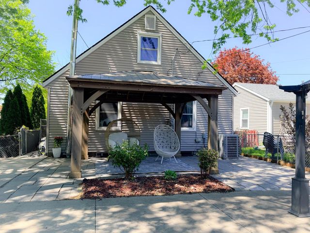 2802 89th STREET, Milwaukee, WI 53222