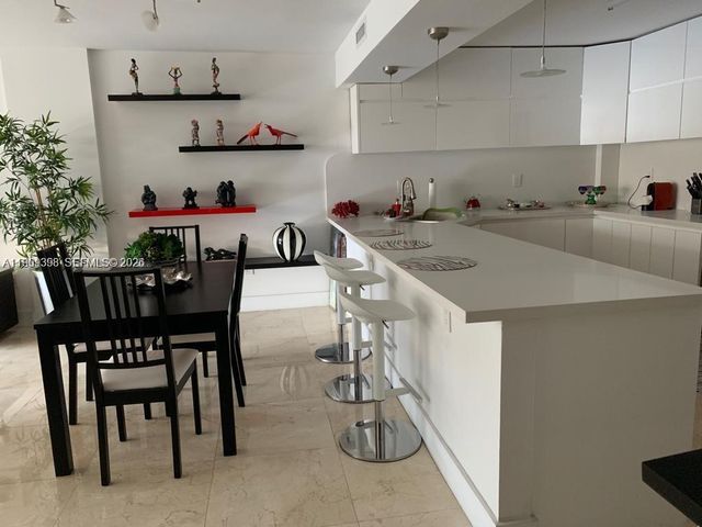 199 Ocean Lane Dr 811, Key Biscayne, FL 33149