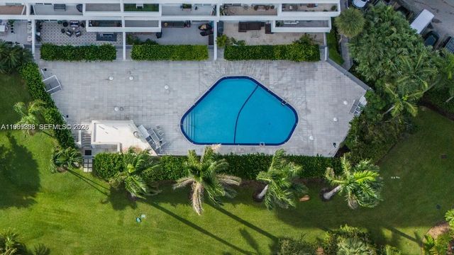 199 Ocean Lane Dr 811, Key Biscayne, FL 33149