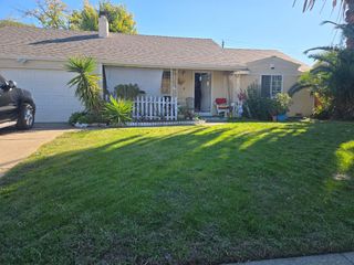 7051 Demaret Dr, Sacramento, CA 95822