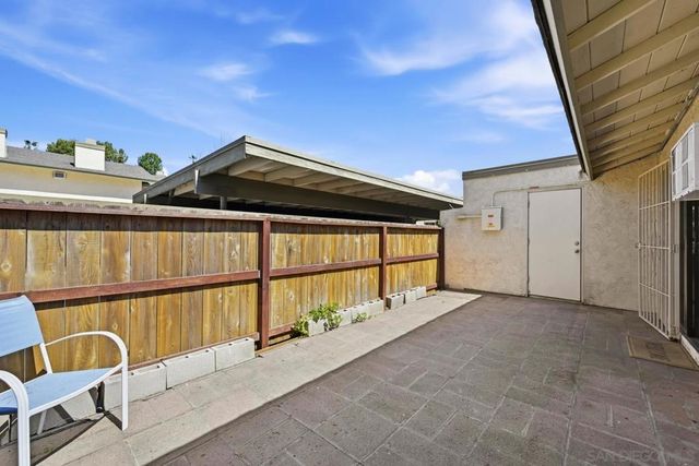 10705 Caminito Bravura, San Diego, CA 92108