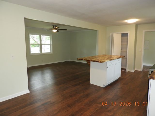 903 Miles Rd, Pulaski, TN 38478