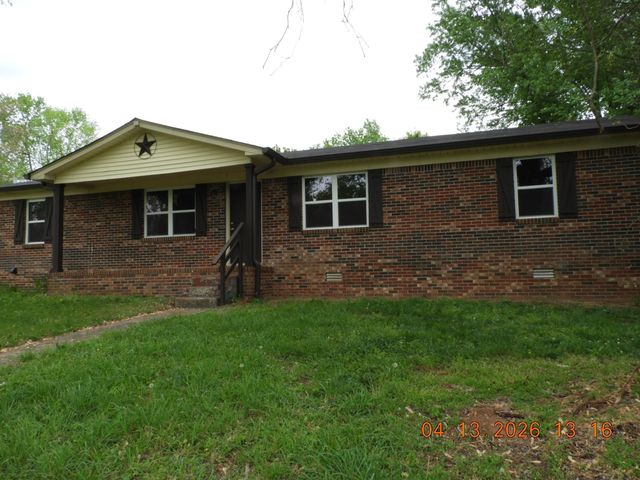 903 Miles Rd, Pulaski, TN 38478
