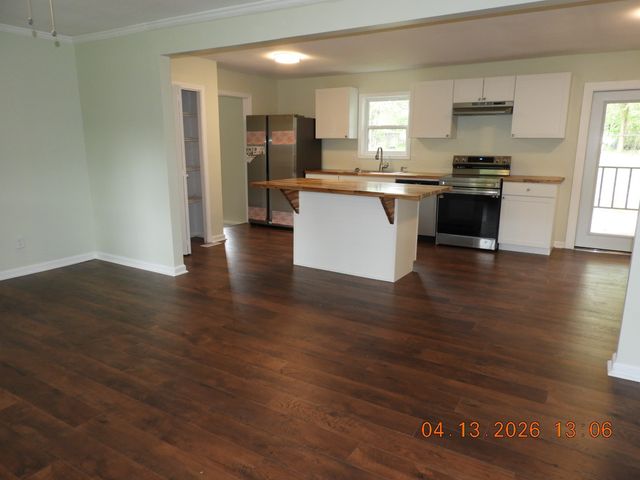 903 Miles Rd, Pulaski, TN 38478