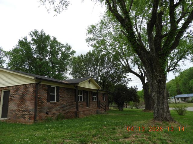 903 Miles Rd, Pulaski, TN 38478