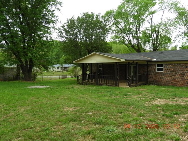 903 Miles Rd, Pulaski, TN 38478