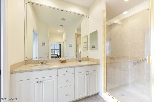 12080 Matera LN 204, Bonita Springs, FL 34135